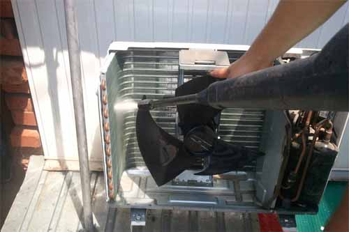 Мойка внешнего блока